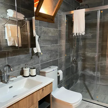 The Stone Castle Boutique Otel Ağaçlı