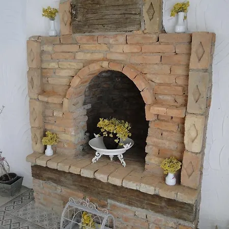 The Stone Castle Boutique Ağaçlı