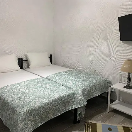 The Stone Castle Boutique 酒店 4*