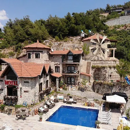 The Stone Castle Boutique 4* Ağaçlı